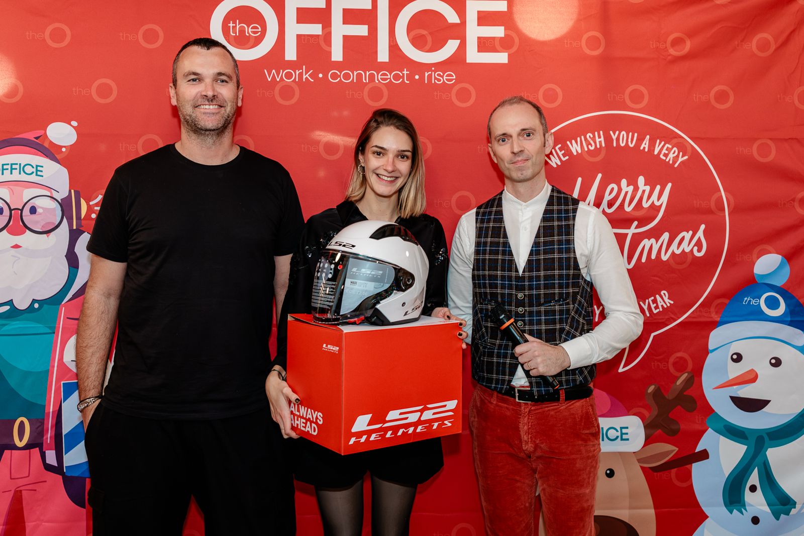 PHOTO-2025-12-23-17-41-17 13