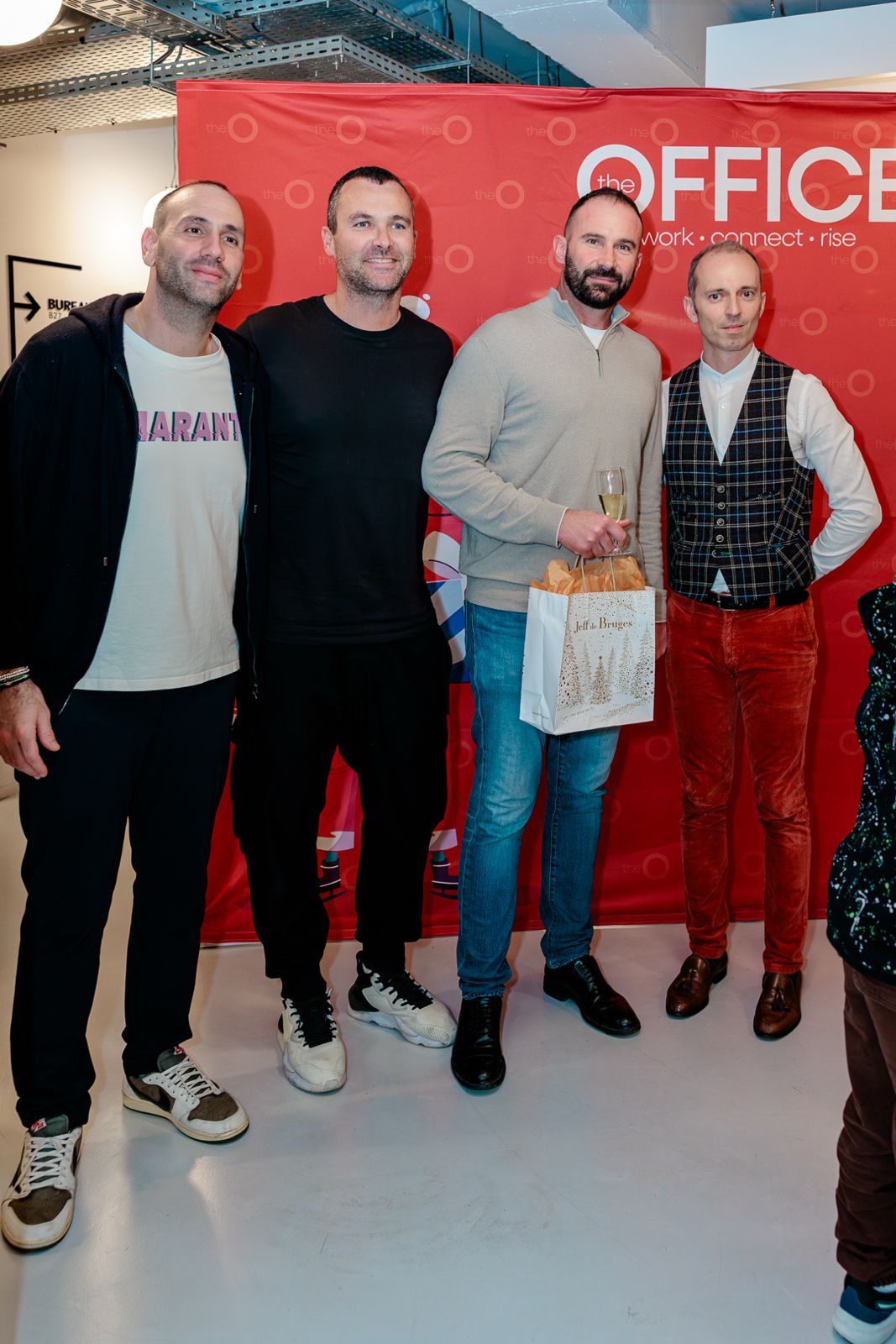 PHOTO-2025-12-23-17-41-17 8